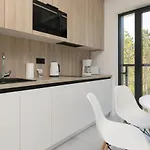 Shellter 117 L - By Jantar דירה *
