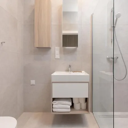 Shellter 117 L - By Jantar Appartement