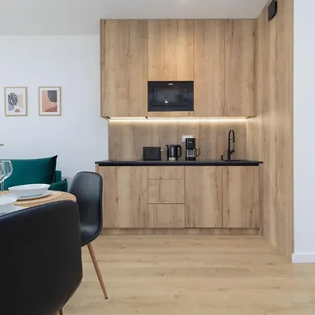 Shellter 117 L - By Jantar * Rogowo (Gryfice)