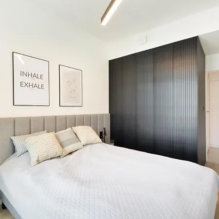 Shellter 117 L - By Jantar Appartement