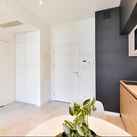 Shellter 117 L - By Jantar Rogowo (Gryfice)