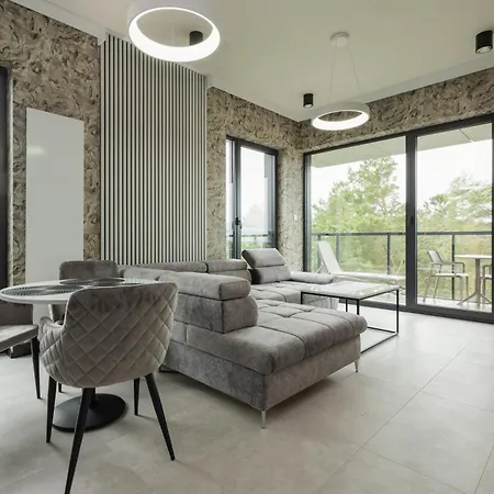 Shellter 117 L - By Jantar *