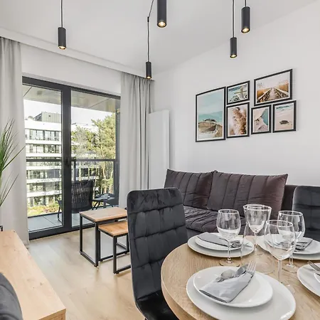 Shellter 117 L - By Jantar Apartment